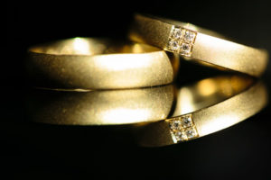 Filing Bankruptcy Without Your Spouse
